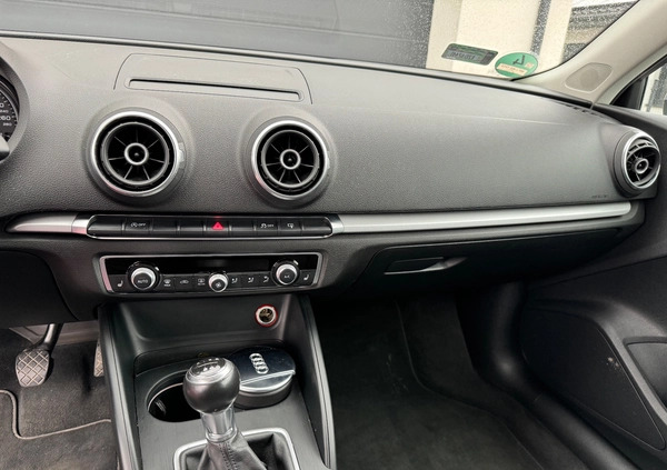 Audi A3 cena 48000 przebieg: 135000, rok produkcji 2015 z Kostrzyn nad Odrą małe 92